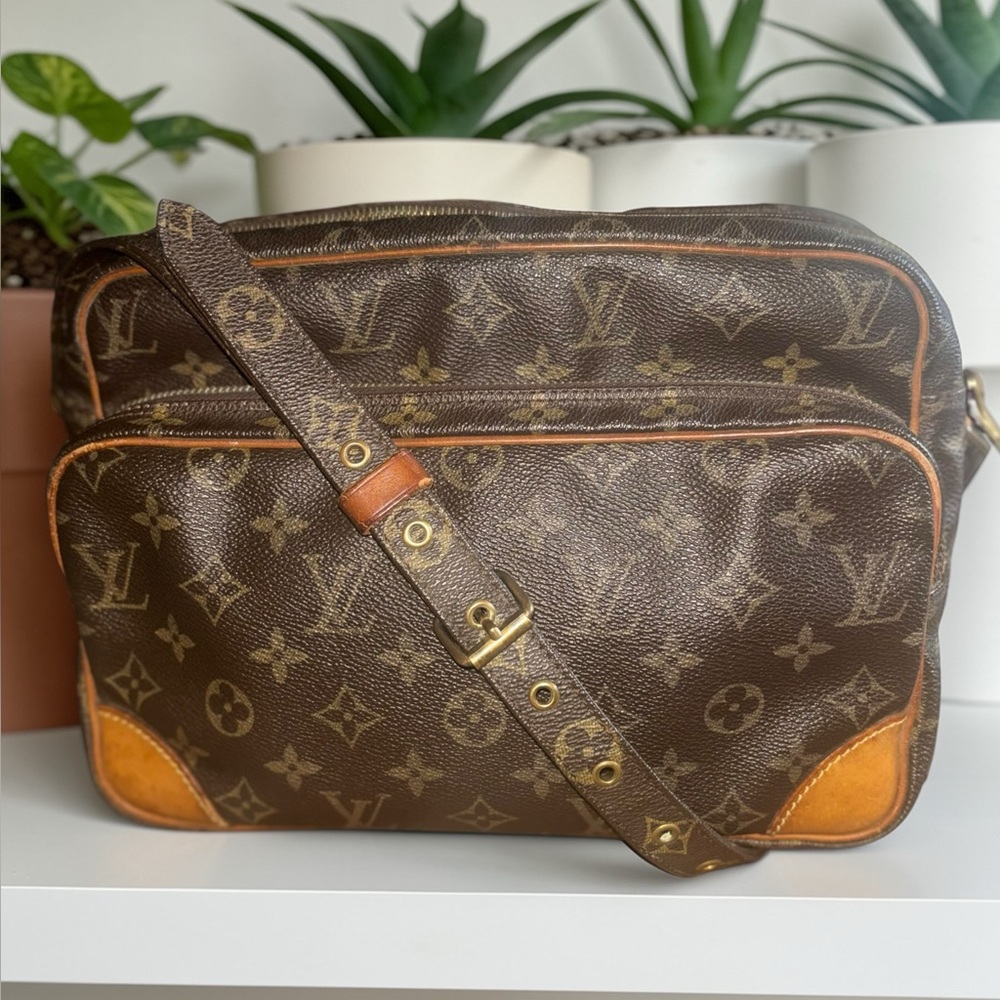 Louis Vuitton Nile (or Nil) Monogram Messenger Bag